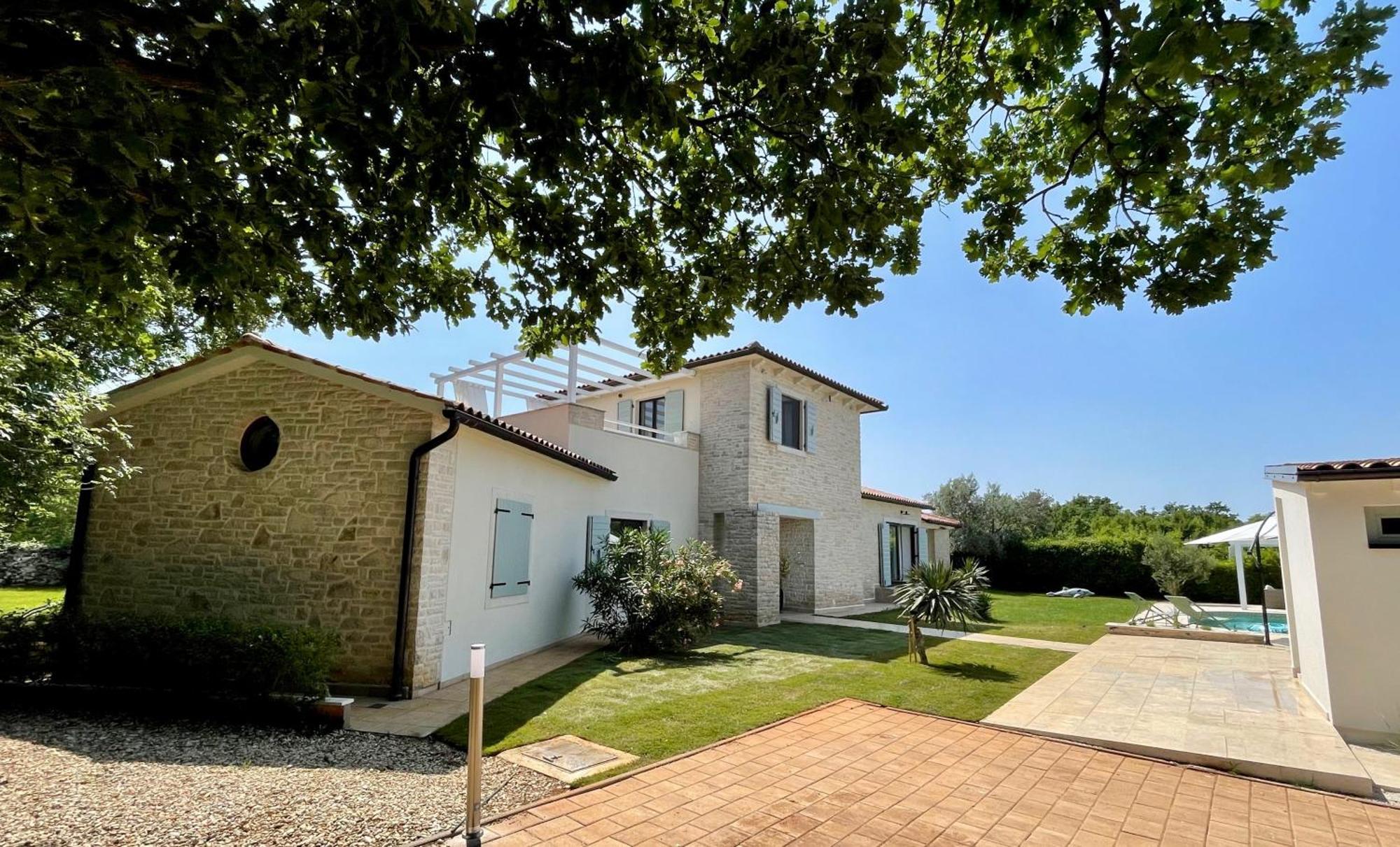 Luxury Villa In Istria - 9,000 Sqm Private Estate With Pool & Sauna, 15 Min To Sea, Near Fazana, 3 Bedrooms Jursici Ngoại thất bức ảnh