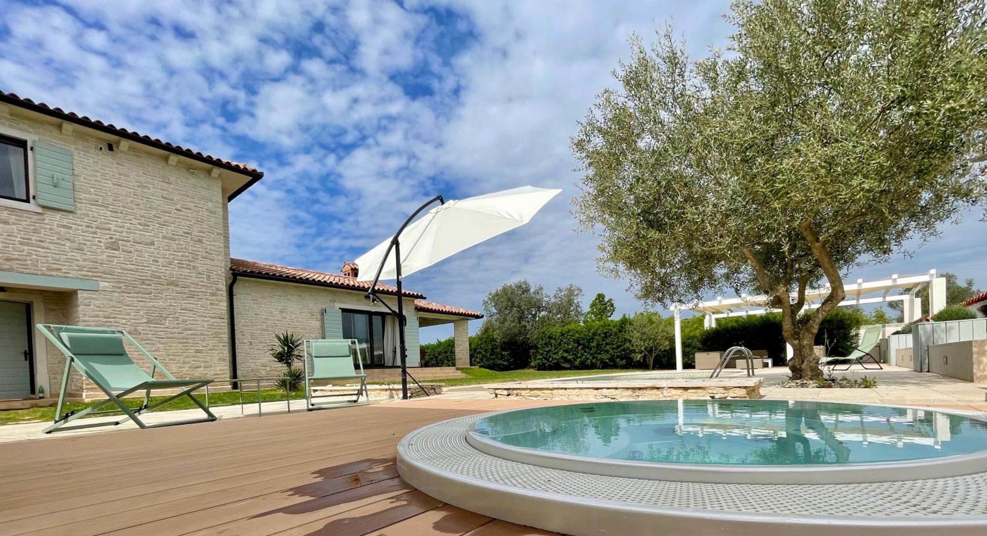 Luxury Villa In Istria - 9,000 Sqm Private Estate With Pool & Sauna, 15 Min To Sea, Near Fazana, 3 Bedrooms Jursici Ngoại thất bức ảnh