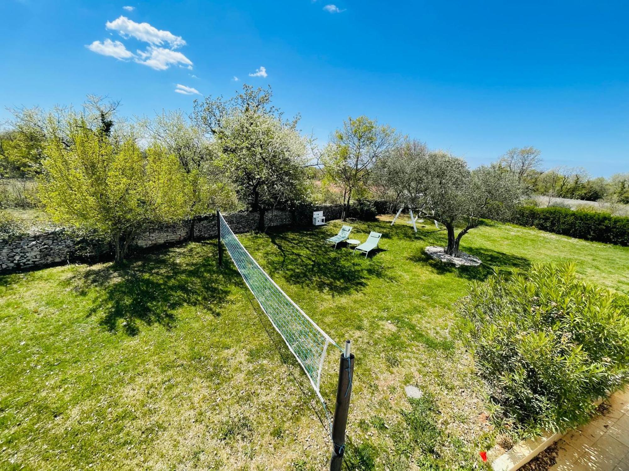Luxury Villa In Istria - 9,000 Sqm Private Estate With Pool & Sauna, 15 Min To Sea, Near Fazana, 3 Bedrooms Jursici Ngoại thất bức ảnh