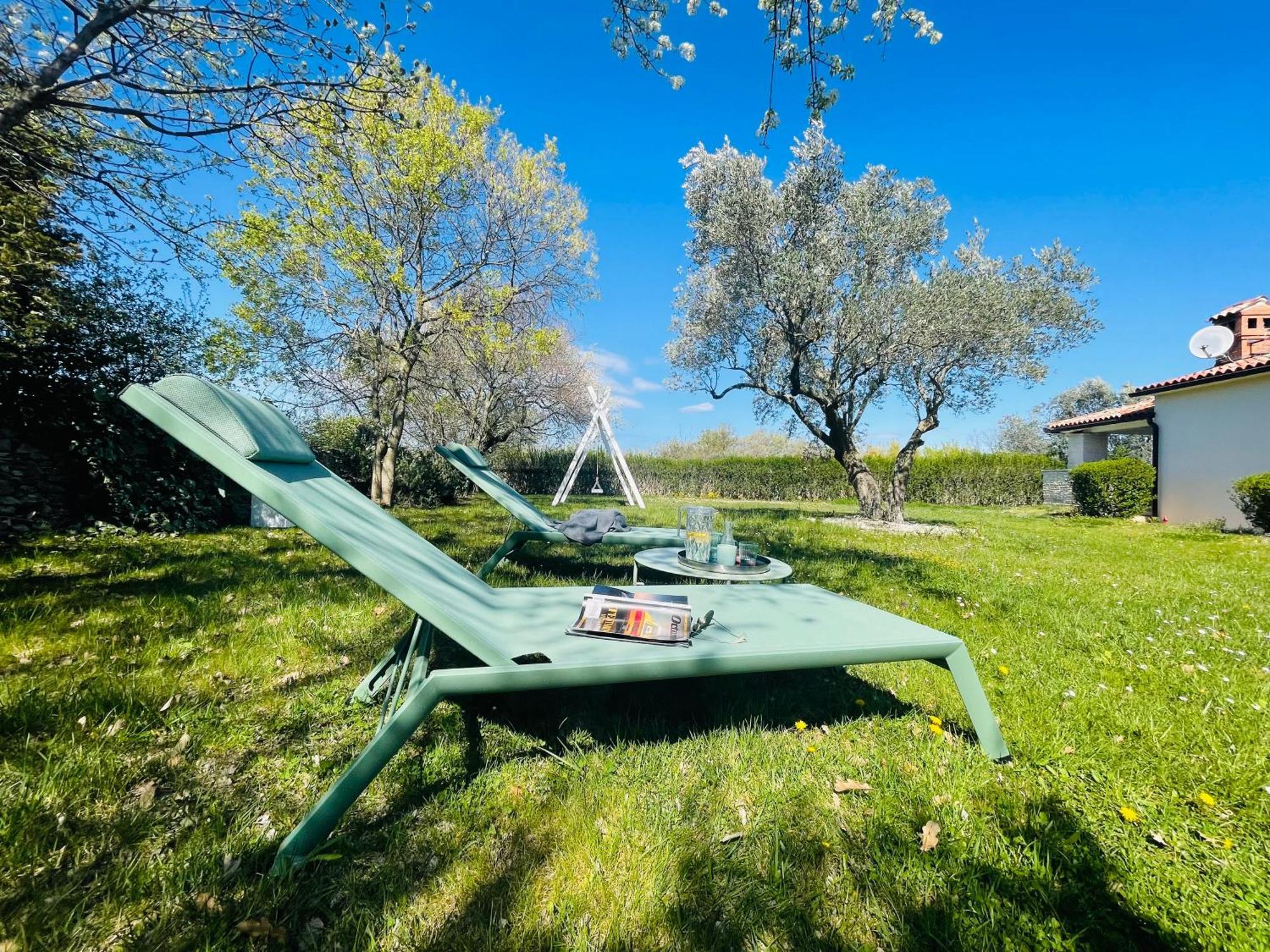 Luxury Villa In Istria - 9,000 Sqm Private Estate With Pool & Sauna, 15 Min To Sea, Near Fazana, 3 Bedrooms Jursici Ngoại thất bức ảnh